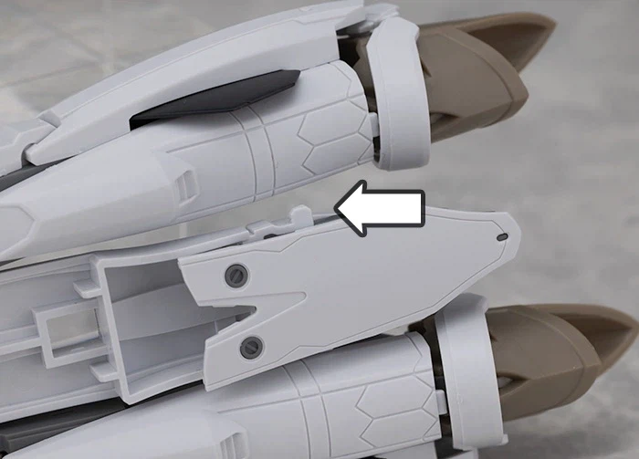 HG 1/100 VF-25F 메사이어 발키리 사오토메 알토 기 DX 해외 리뷰_109.webp