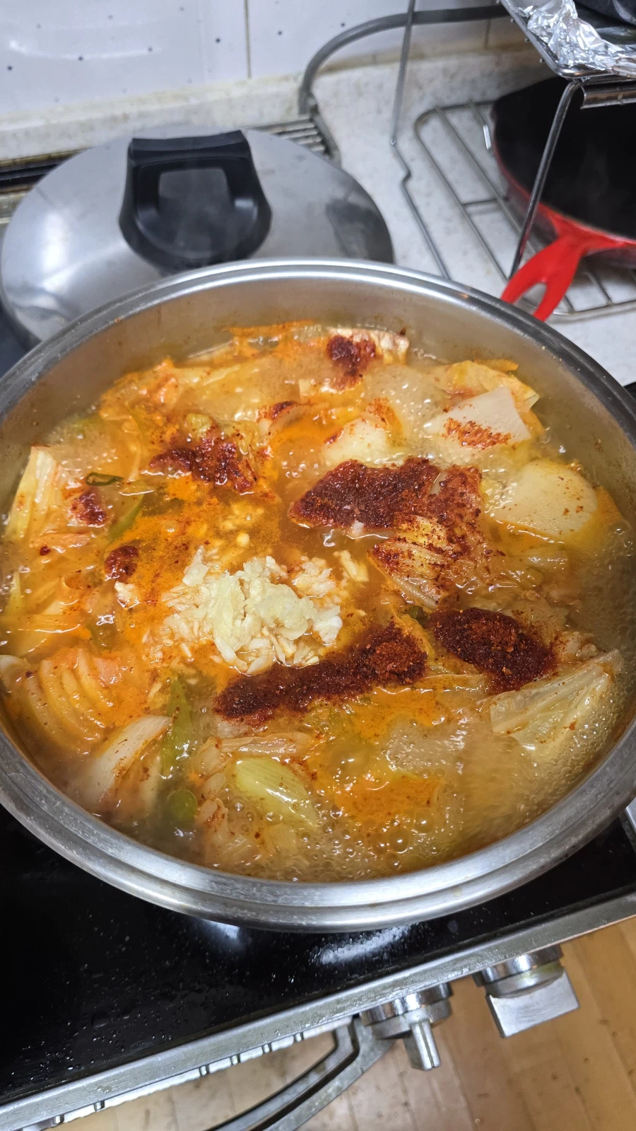 돼지고기 소분하면서 만든 김치찌개_12.webp