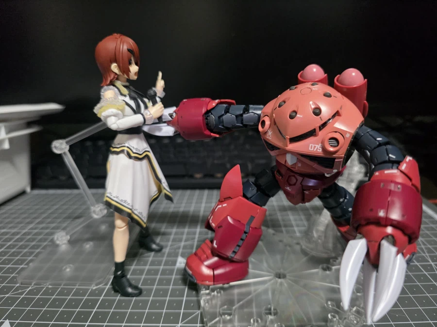 첫 건프라 만들어봤어요_11.webp