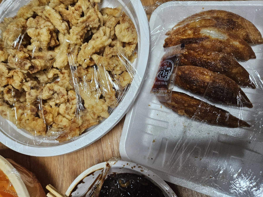 탕수육 시켰는데 너무 딱딱해서 전화검_1.webp