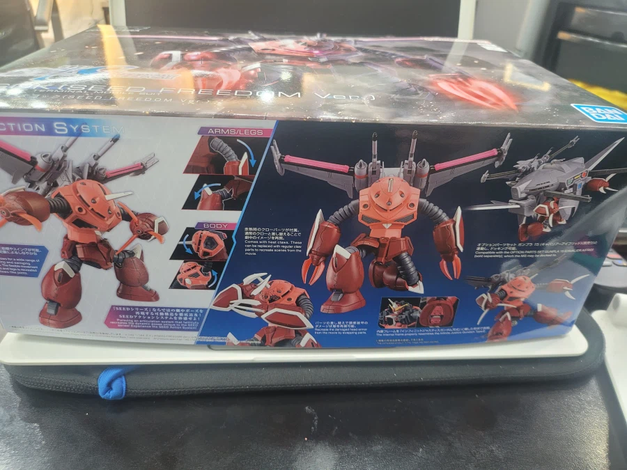 (초보도색)[HG]즈고크(시드 프리덤 버전)입니다._2.webp