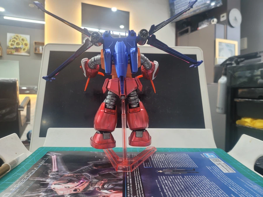 (초보도색)[HG]즈고크(시드 프리덤 버전)입니다._15.webp