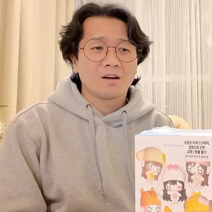 오타쿠용 랜덤박스를 만들때 무게까지 똑같이 하는 이유_9.webp