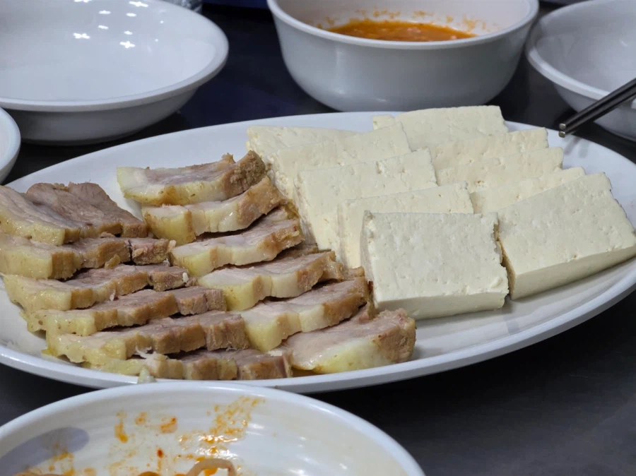 봄이 되니 모임이 많아지네요_2.webp