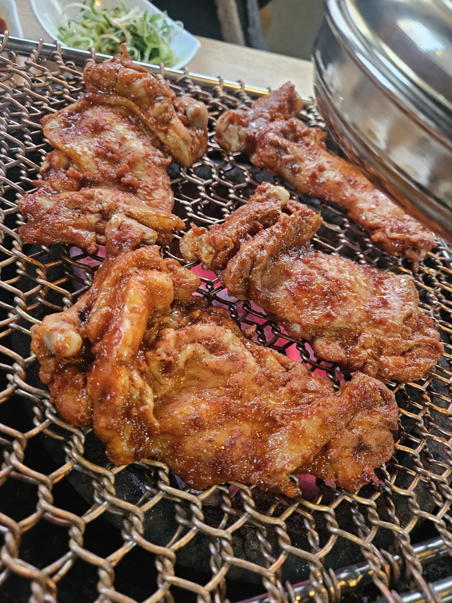 [음성] 동네 숯불닭갈비 집_1.webp