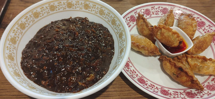 군만두랑 유니짜장_5.webp