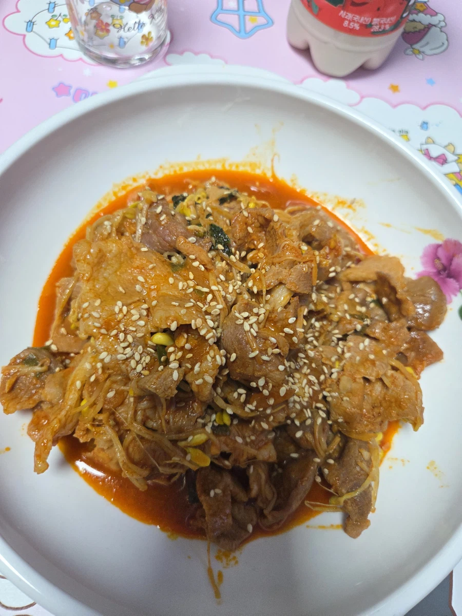 범상치 않은 열 살 연하 예비 아내의 요리솜씨 (2편)_8.webp