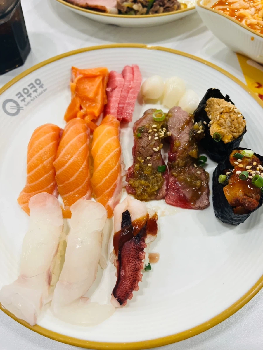 쿠우쿠우 골드 평일 런치_2.webp