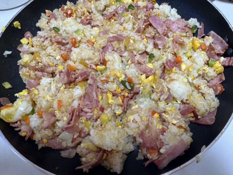 만들어 먹은 볶음밥~~~_1.webp