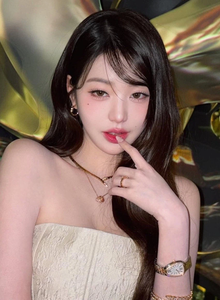 장원영 의외의 취향..jpg_1.webp