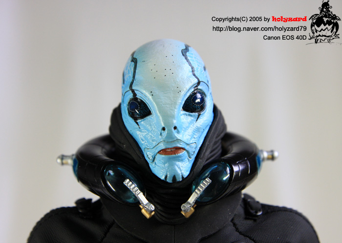 헬보이 2 골든아미 에이브 사피엔_4.jpg