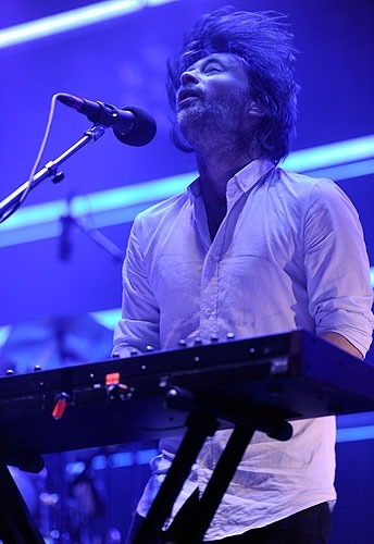 img/4/E/8/6/4E868F233F29030024