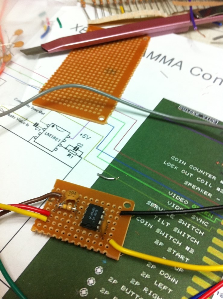 아케이드 캐비닛에 MVS와 엑스박스를 넣었습니다. (사진수정)_12.jpg