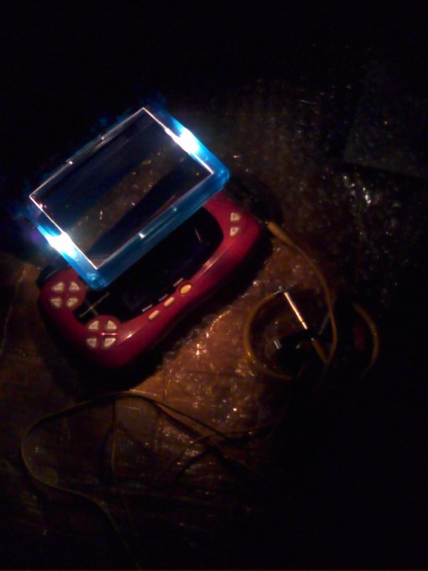 어두운 곳에서 원더스완 하기.jpg_2.jpg