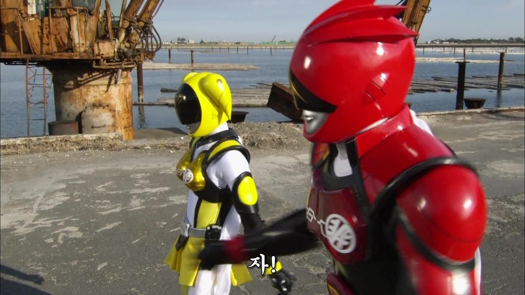 img/4/F/F/0/4FF0465F39351A0031