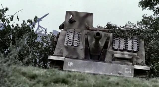 밴드 오브 브라더스 제3화 Carentan (2/2) _65.jpg