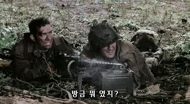 밴드 오브 브라더스 제3화 Carentan (2/2) _93.jpg