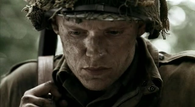 밴드 오브 브라더스 제3화 Carentan (2/2) _133.jpg