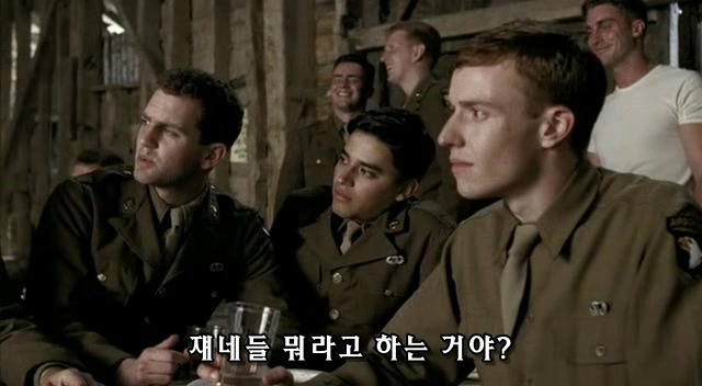 밴드 오브 브라더스 제3화 Carentan (2/2) _204.jpg