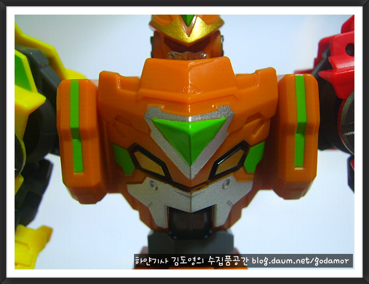 img/5/1/2/4/51248B0147358D0014