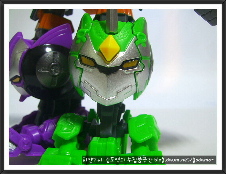 img/5/1/2/4/51248B044B79780004