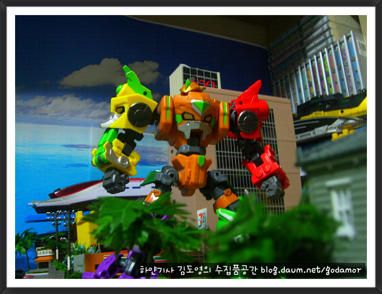 img/5/1/2/4/51248B1A4F41050012