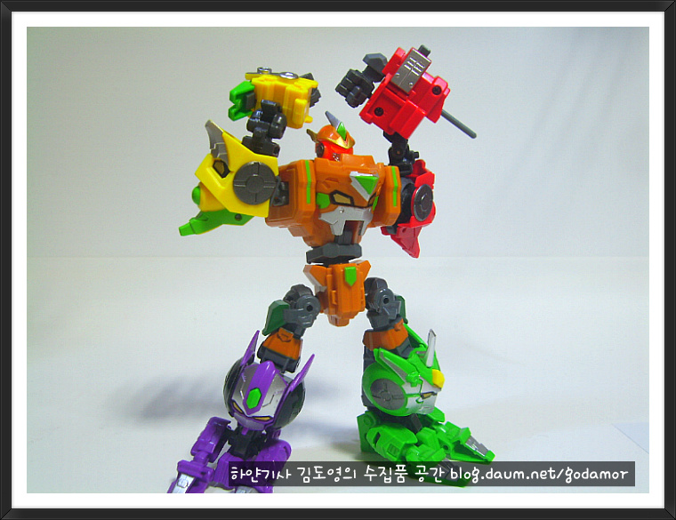 img/5/1/2/4/512499934757950020