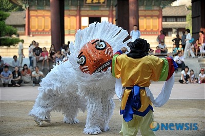 img/5/1/2/7/51275D824850590021