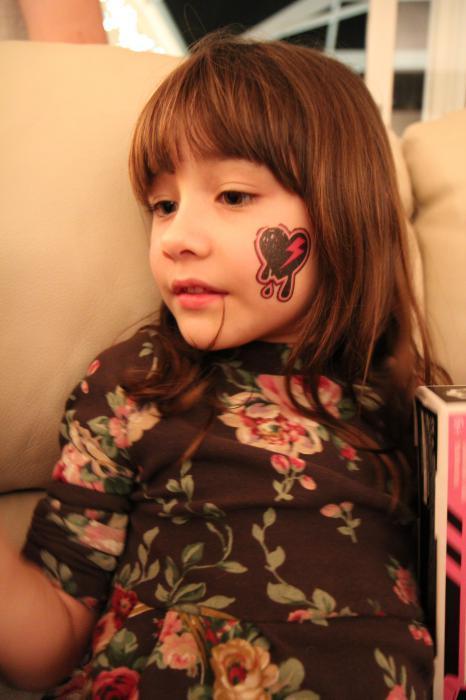 img/5/1/B/9/51B9B708476A880002