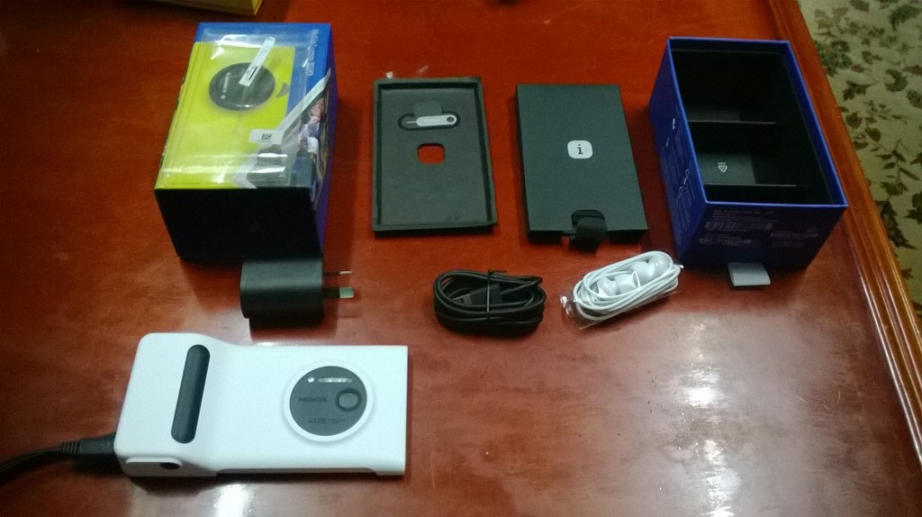 노키아 루미아 1020(인터내셔널) + 그립 간단 사용기 (사진+링크_4.jpg