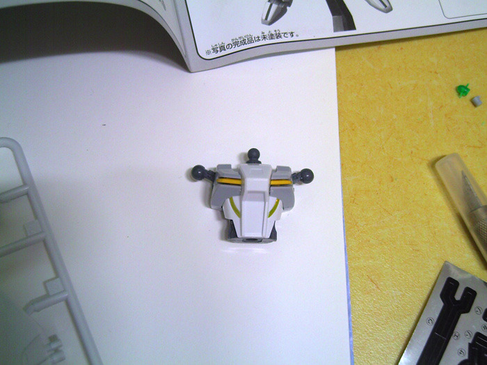 HG 스타게이저 건담을 조립하고 있는데요..._1.jpg