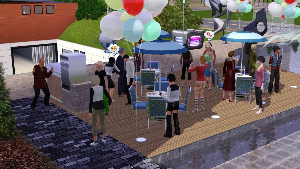 img/5/3/9/4/539427E44B792F0001