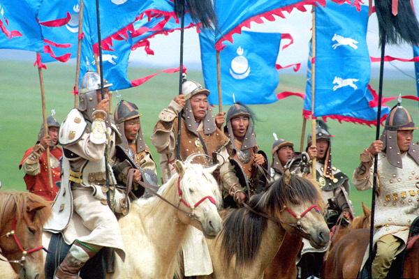 img/5/3/B/2/53B26D7F4F66E10023