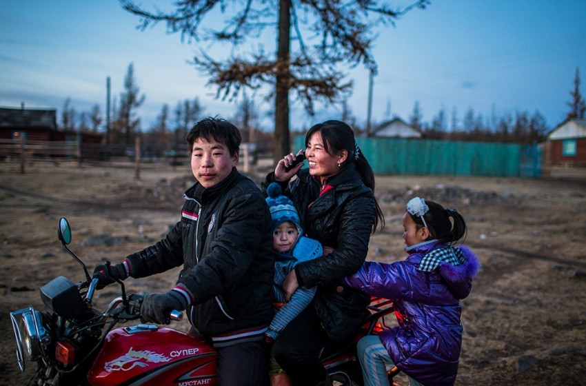 img/5/3/B/2/53B26D84471E4B0004