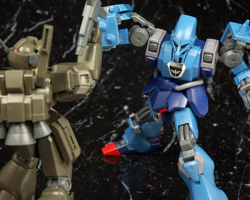 HGUC 슈트룸 가루스 리뷰_31.jpg