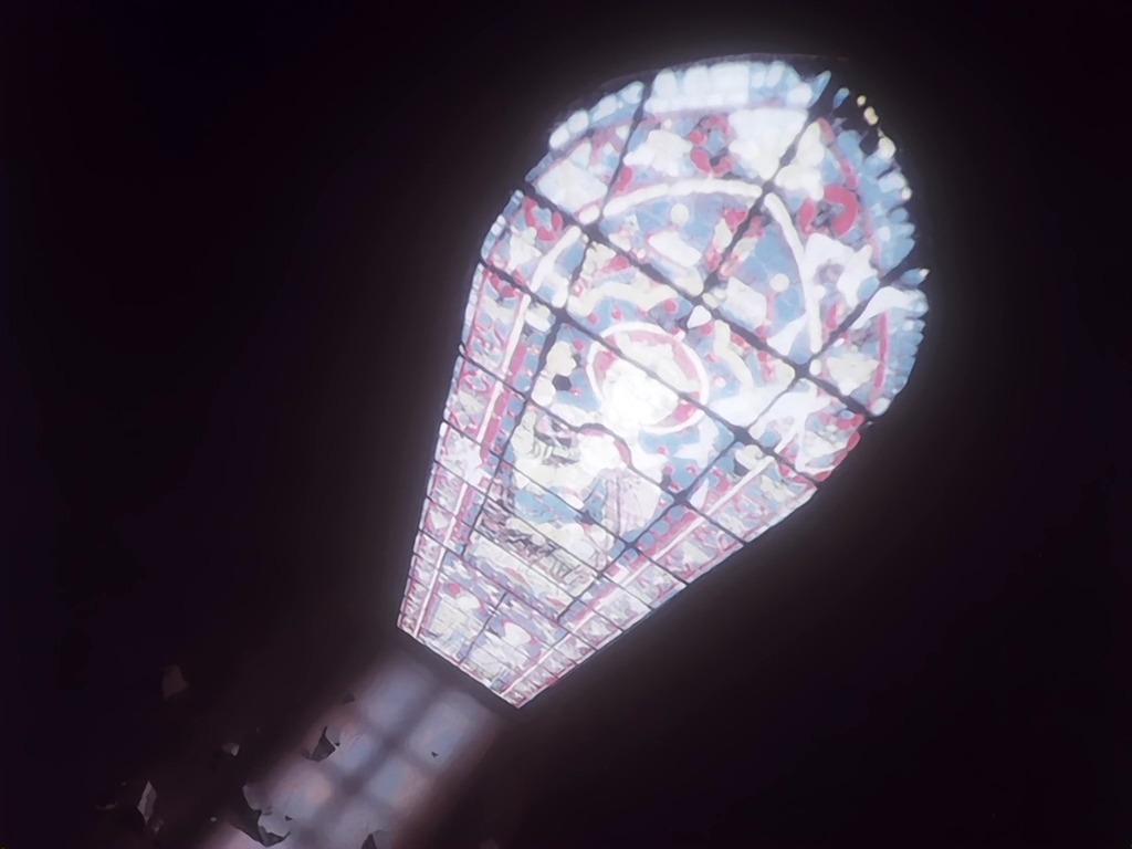 img/5/3/D/2/53D2804F4D31680024