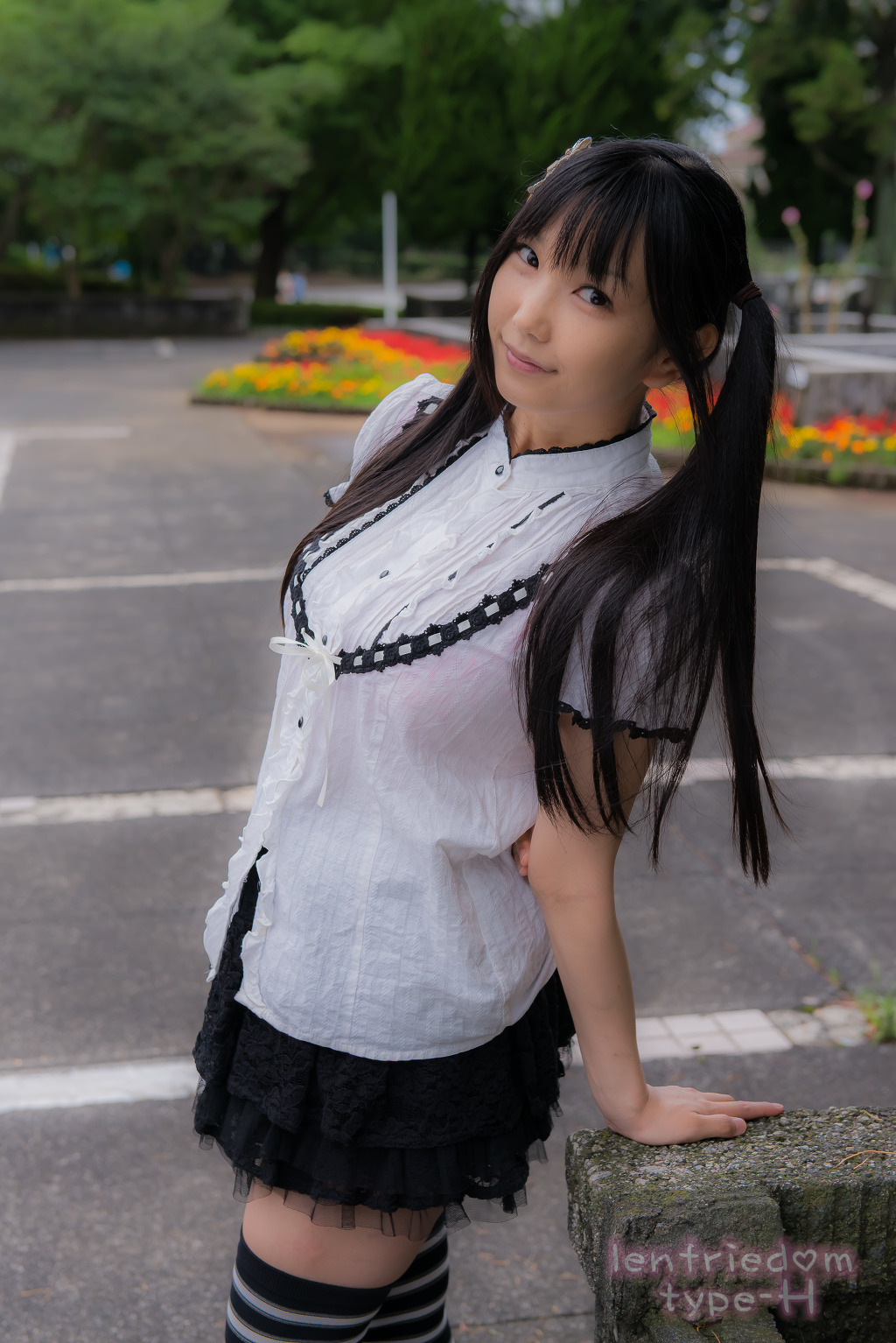 img/5/3/F/2/53F216E24235100022