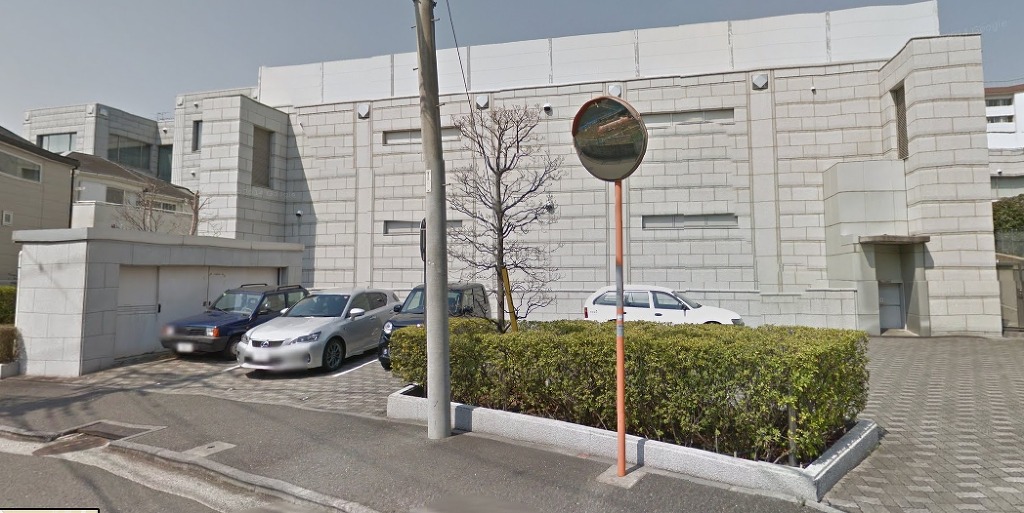 img/5/3/F/2/53F2A64D4405490022