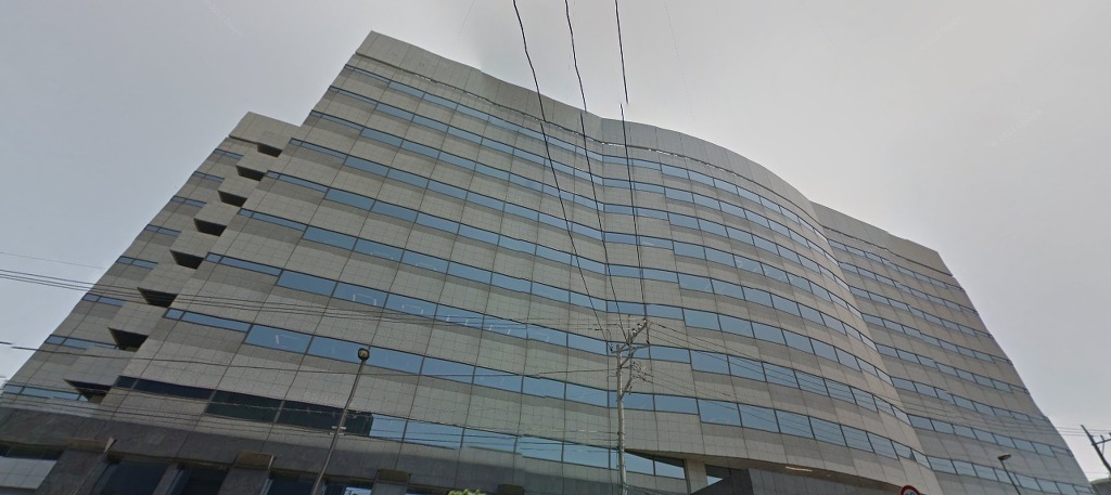 img/5/3/F/2/53F2AD3A4641C20012