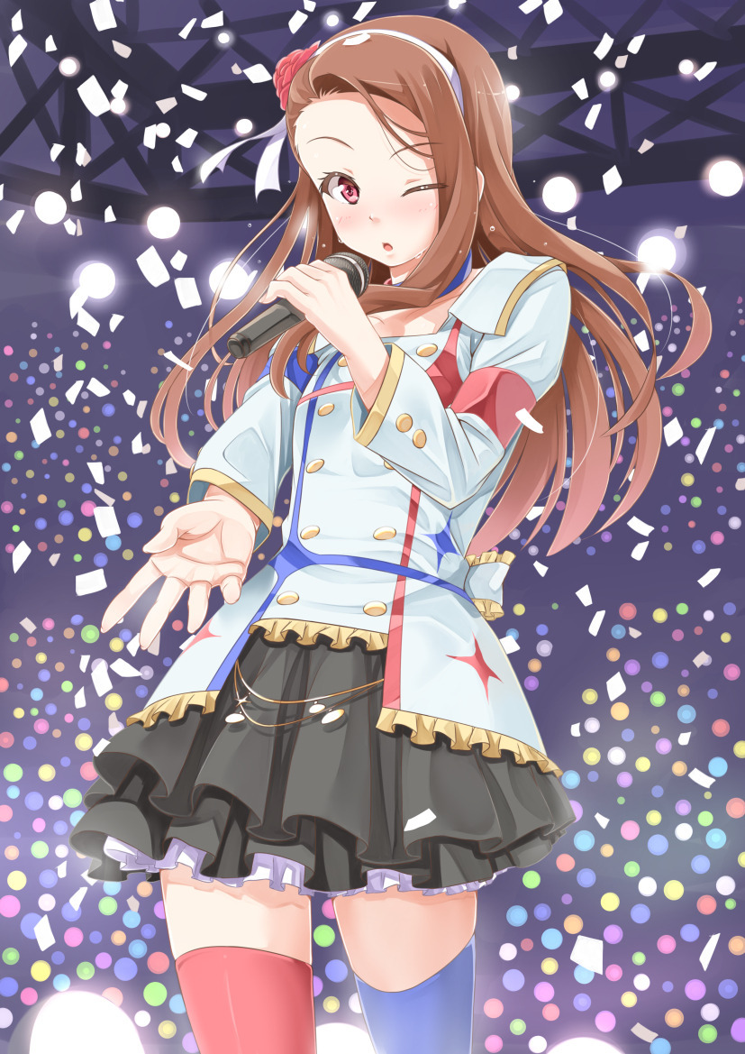 img/5/3/F/8/53F883C2463DF50012