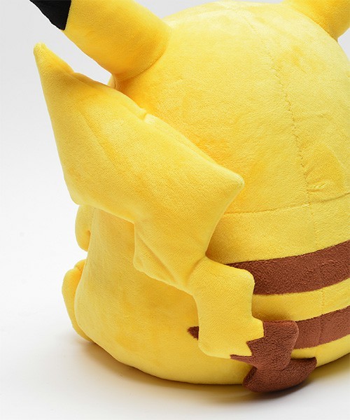 높이 40cm, 무게 6kg 피카츄 등신대 인형 11월 발매 [사진]_14.jpg