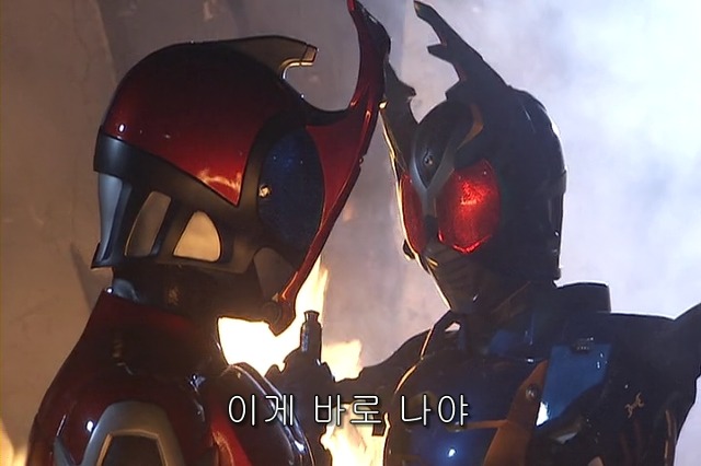 [가면라이더 카부토] 가탁크 첫등장_44.jpg