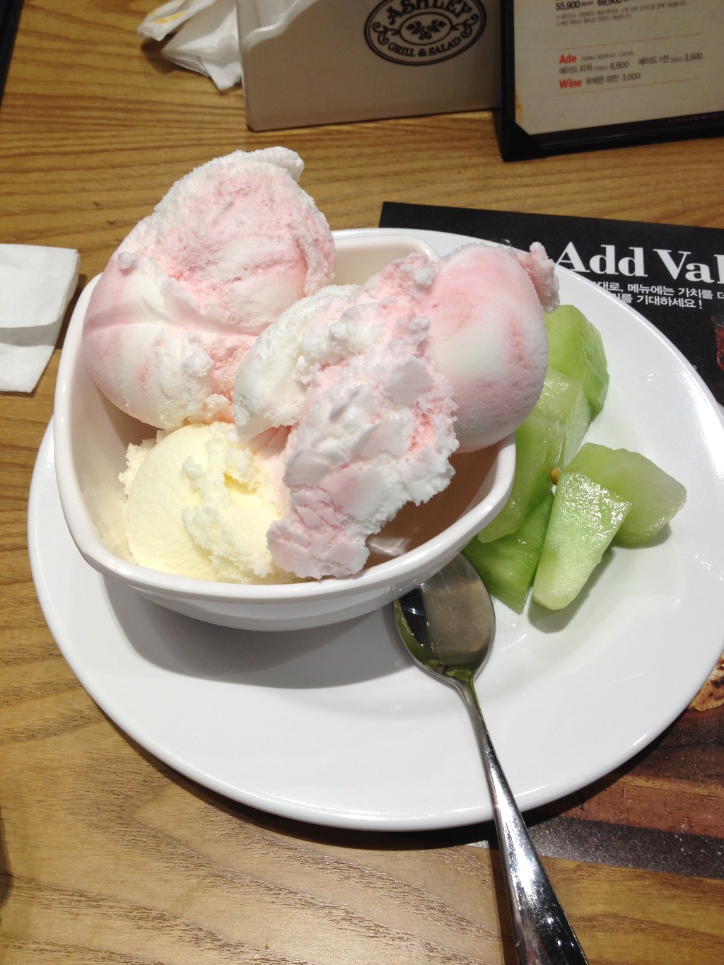 img/5/4/4/3/544372BD3E20810030