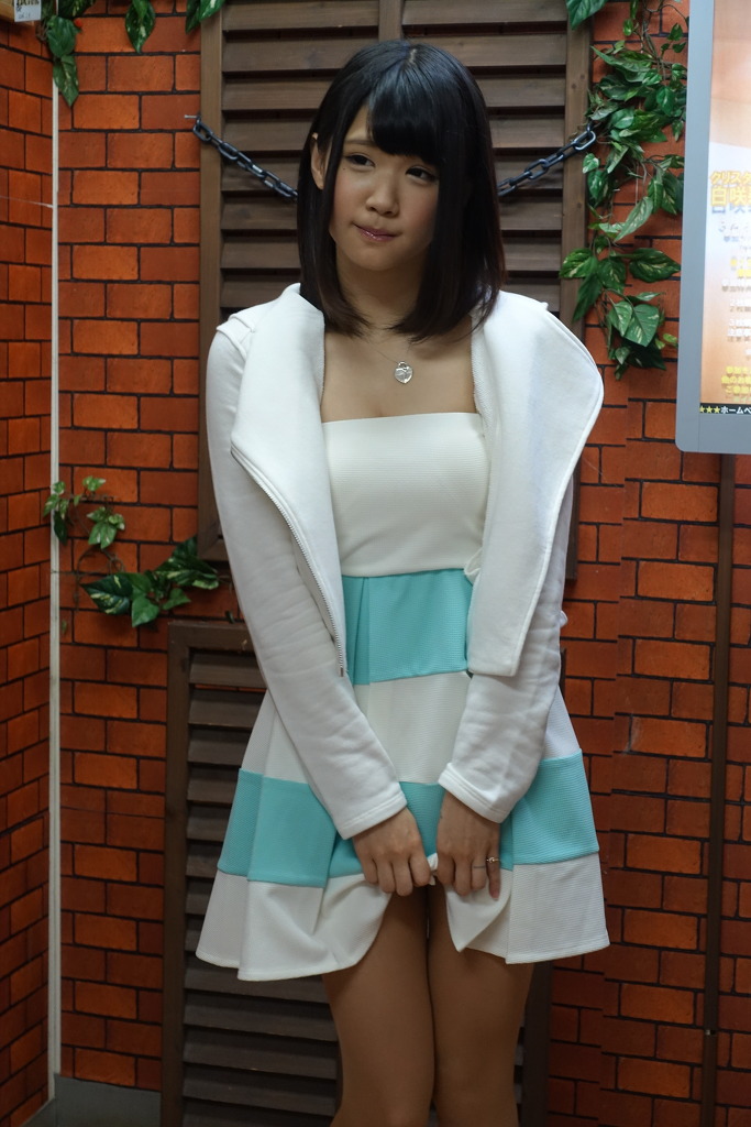 白咲碧 시로사키 아오이 팬 싸인회_9.jpg