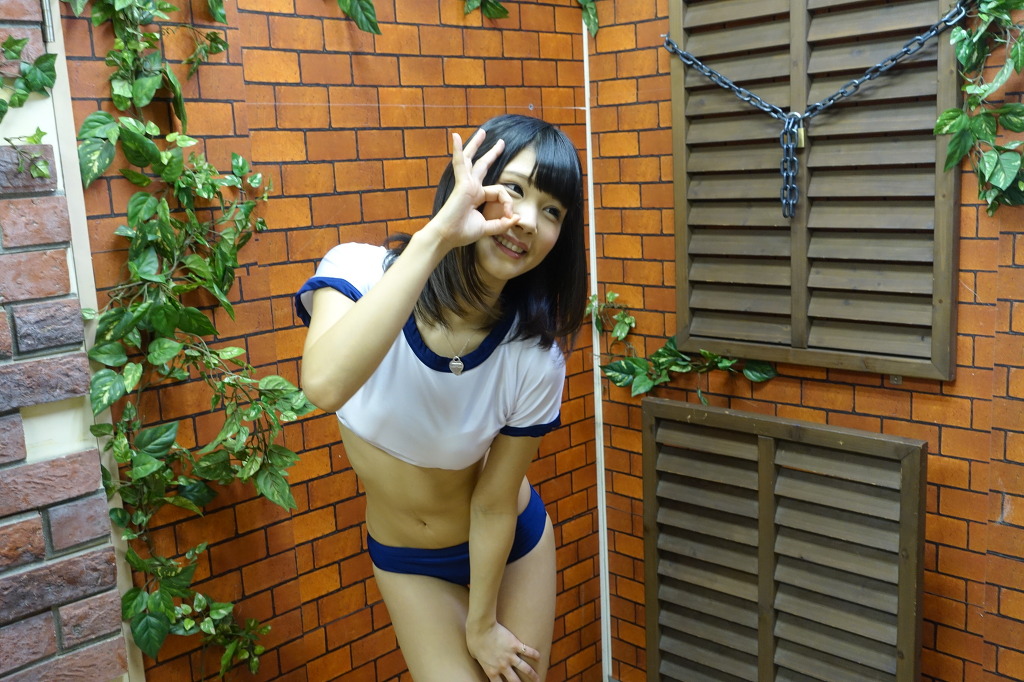 白咲碧 시로사키 아오이 팬 싸인회_19.jpg
