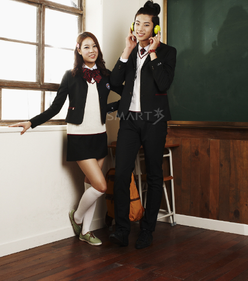 img/5/5/1/E/551E2F824746010031