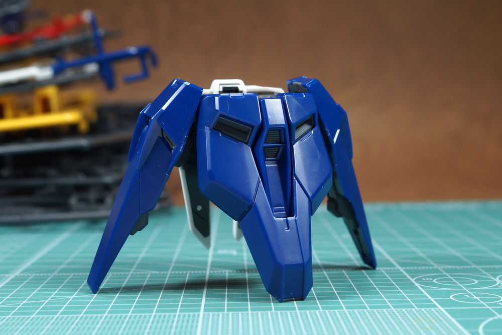 프리미엄반다이 웹한정 MG 건담 페니체 리나시타 알바 조립리뷰_13.jpg