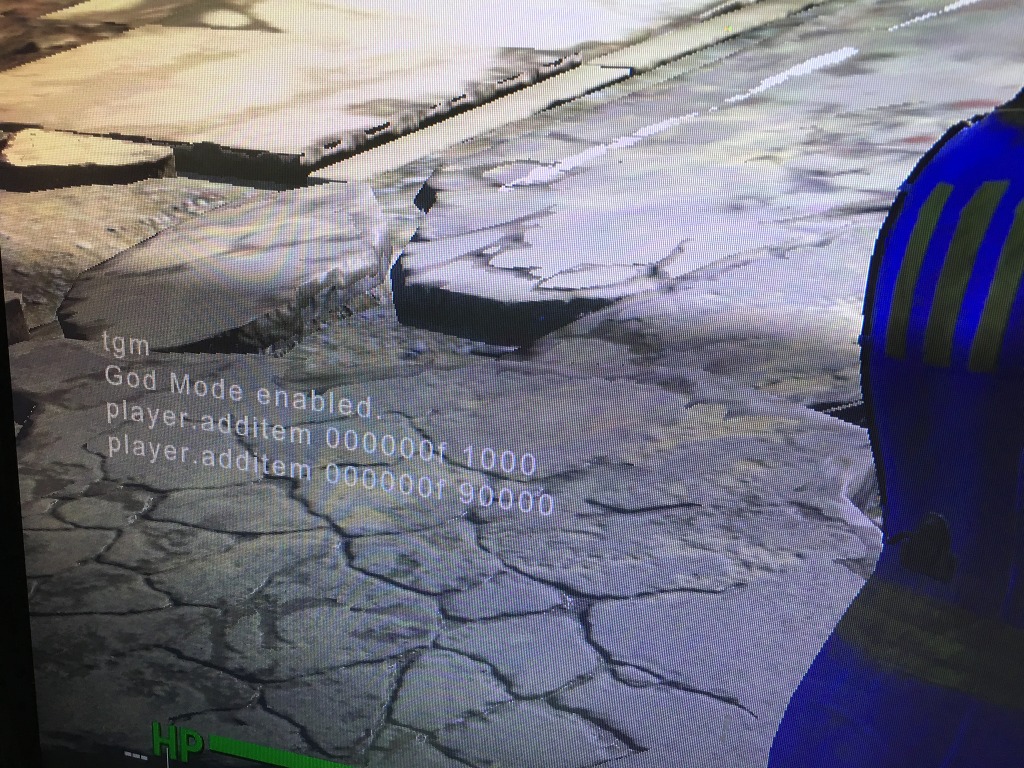 콘솔치트 사용 가능합니다