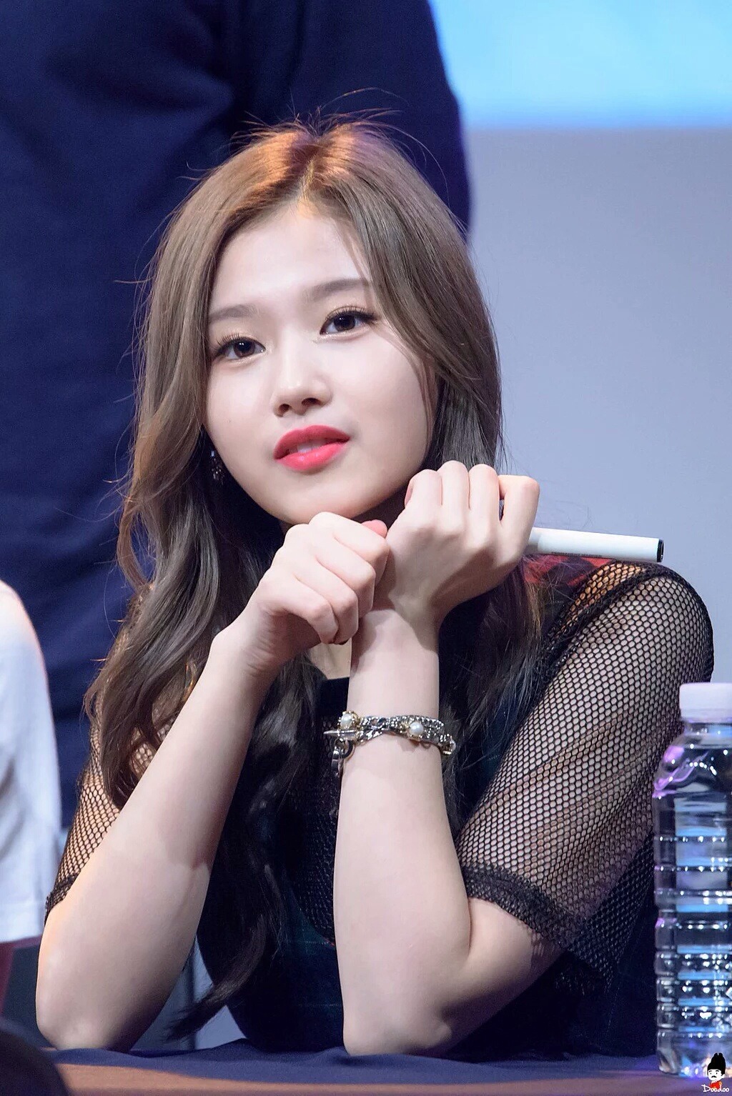 내일 가시는 분 손?_4.jpg