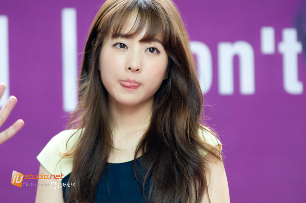 박보영 혀낼름_1.jpg